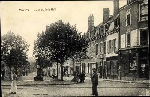 Ak Vierzon Cher, Place du Petit Mail