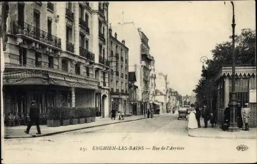 Ak Enghien les Bains Val d’Oise, Rue de L'Arrivee