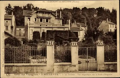 Ak Clermont en Argonne Lothringen Meuse, La Terrasse, Vue magnifique sur le Foret d'Argonne