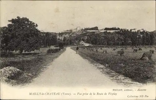 Ak Mailly le Chateau Yonne, Vue prise de la Route de Vezelay