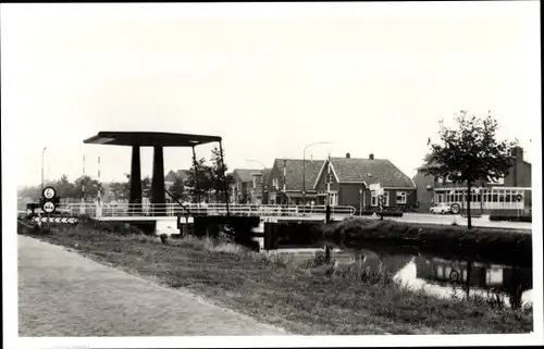 Ak Zwartemeer Emmen Drenthe, Centrum, Kanalpartie, Brug