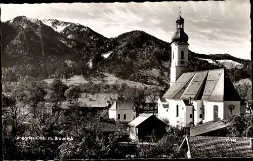Ak Lenggries in Oberbayern, Kirche, Teilansicht, Brauneck