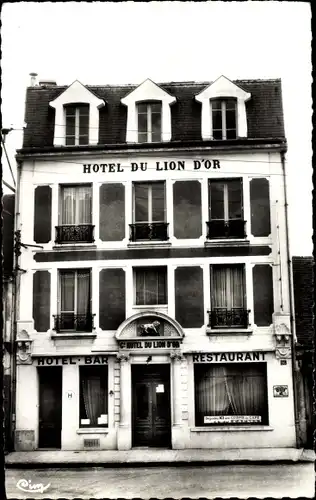 Ak Tournan-en-Brie Seine et Marne, Hôtel du Lion d´Or