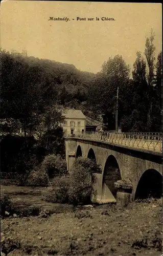 Ak Montmedy Lothringen Meuse, Pont sur la Chiers