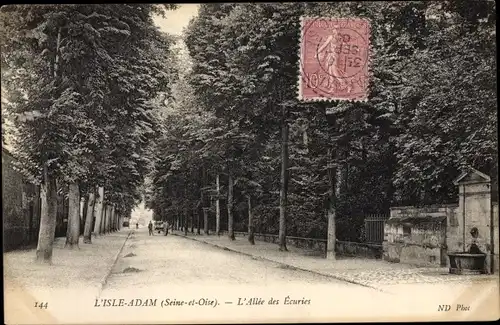 Ak L'Isle Adam Val d’Oise, L'Allee des Ecuries