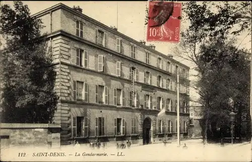 Ak Saint Denis Seine Saint Denis, La Gendarmerie