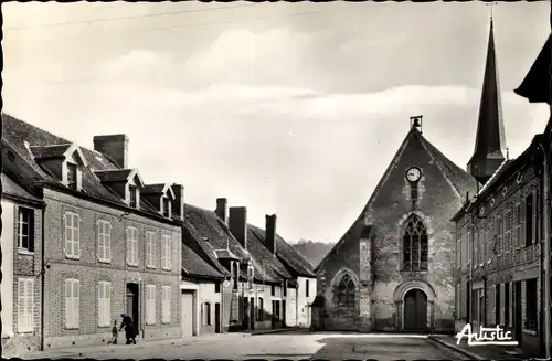 Ak La Ferté Loupière Yonne, Place de l'Eglise