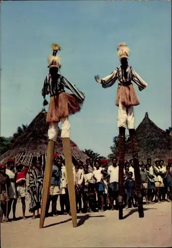 Ak Afrikanische Tänzer auf Stelzen