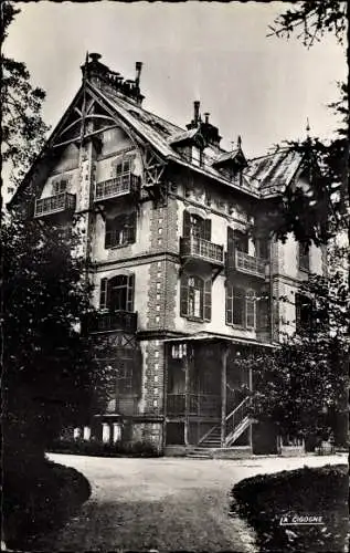 Ak Houlgate Calvados, Villa Madeleine, Centre d´Éducation Populaire