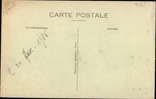 Ak Triaucourt Meuse, La Place