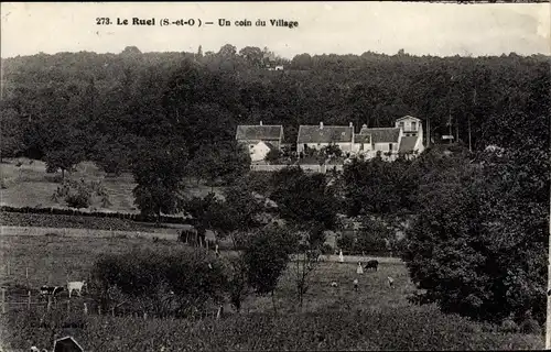 Ak Le Ruel Val d’Oise, Un coin du Village