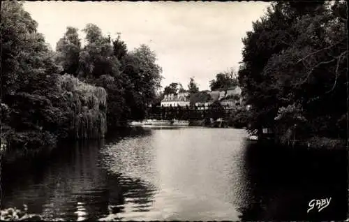 Ak Caen Calvados, Un coin des rives de l'Orne