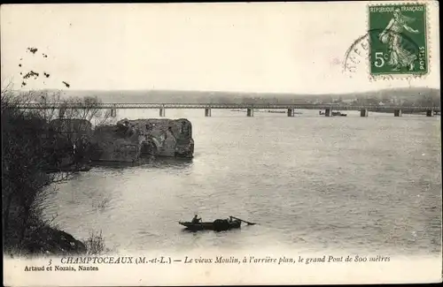 Ak Champtoceaux Maine-et-Loire, Le Vieux Moulin et le Grand Pont