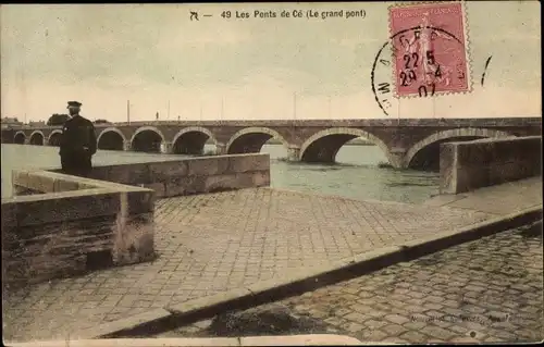 Ak Les Ponts de Cé Maine et Loire, Vue prise du Quai, Le Grand Pont