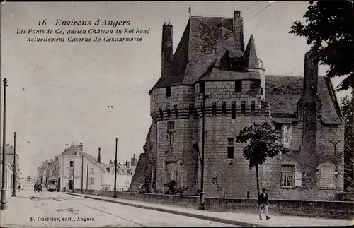 Ak Les Ponts de Cé Maine et Loire, Ancien Château du Roi René