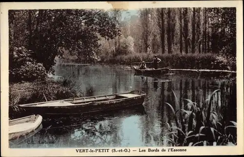 Ak Vert le Petit Essonne, Les Bords de l´Essonne, Canots