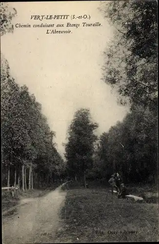 Ak Vert le Petit Essonne, Chemin vers les Étangs Touraille, L´Abreuvoir