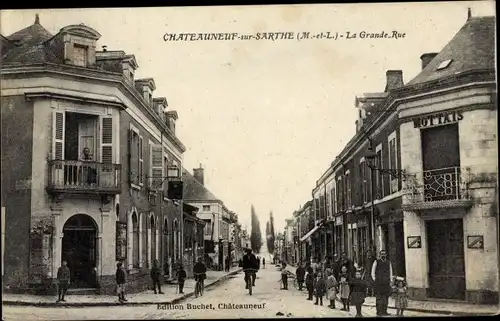 Ak Chateauneuf sur Sarthe Maine-et-Loire, La Grande Rue