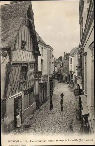 Ak Segré Maine et Loire, Rue St Sauveur, Vieille Auberge du Lion d'Or