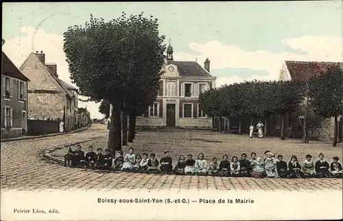 Ak Boissy sous Saint Yon Essonne, Place de la Mairie