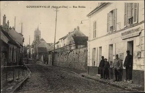 Ak Goussainville Val d´Oise, Rue Brulee