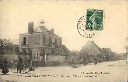 Ak Les Granges le Roi Essonne, L´Ecole et la Mairie