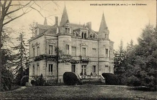 Ak Doué la Fontaine Maine et Loire, Le Chateau