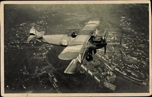 Ak Nase Vojsko, Rada IV, Tschechisches Militärflugzeug in der Luft, Doppeldecker