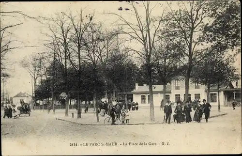 Ak Le Parc de Saint Maur Val de Marne, Place de la Gare