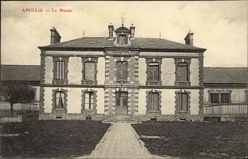 Ak Amillis Seine et Marne, La Mairie, vue de face