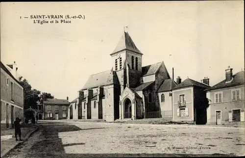 Ak Saint Vrain Essonne, L´Église et la Place