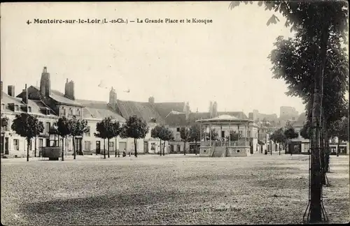 Ak Montoire sur le Loir Loir et Cher, La Grande Place et le Kiosque