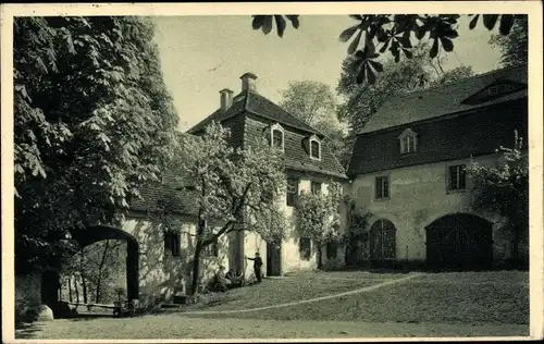 Ak Weesenstein Müglitztal in Sachsen, Äußerer Schlosshof