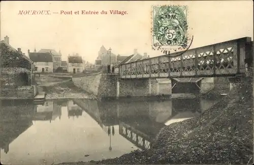 Ak Mouroux Seine et Marne, Pont, Entrée du Village