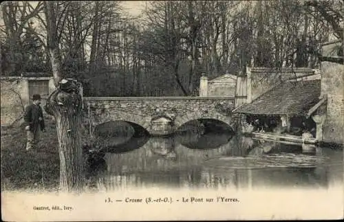 Ak Crosnes Essonne, Le Pont sur l´Yerres