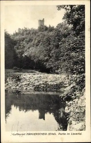 Ak Manderscheid in der Eifel Rheinland Pfalz, Partie im Liesertal, Ruine