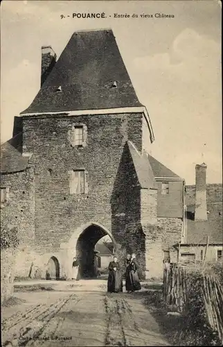 Ak Pouancé Maine et Loire, Entrée du Vieux Château