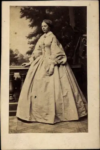 Carte de Visite Portrait einer Frau, Adel Württemberg