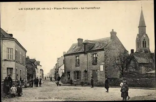 Ak Le Champ Maine-et-Loire, Place Principale, Straßenkreuzung, Kirche