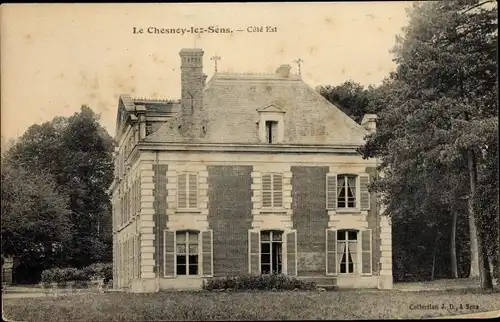 Ak Chesnoy Les Sens Yonne, Villa