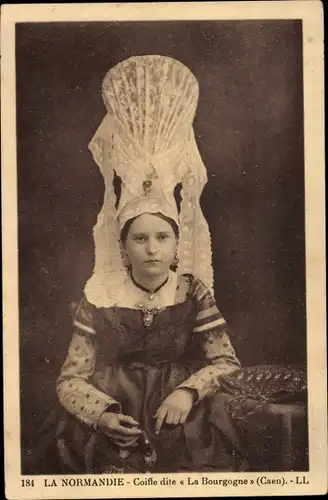 Ak Normandie, Coiffe dite la Bourgogne, Caen, Frau in Tracht