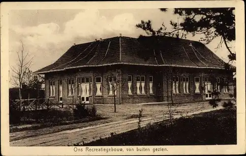 Ak Eibergen Gelderland, Ons Recreatiegebouw, van buiten gezien