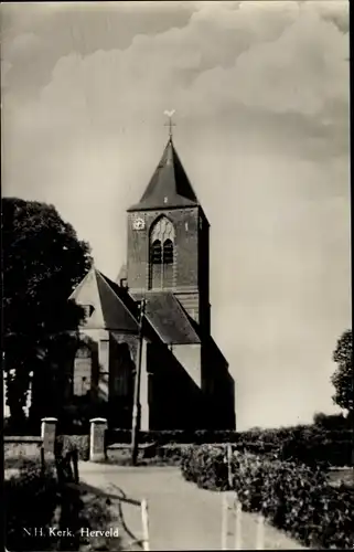 Ak Herveld Gelderland, N. H. Kerk