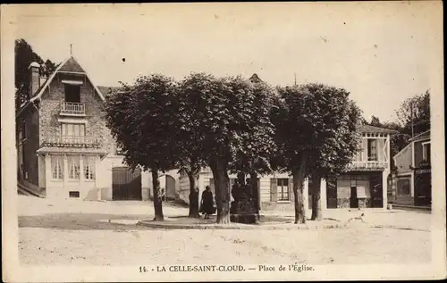 Ak La Celle-Saint-Cloud Yvelines, Place de l'Église