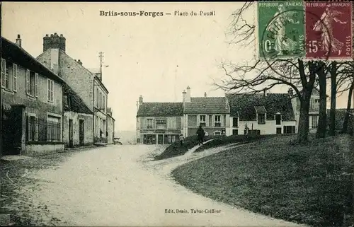 Ak Briis sous Forges Essonne, Place du Poutil