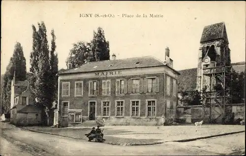 Ak Igny Essonne, Place de la Mairie