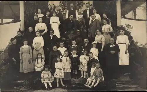 Ak Pouancé Maine et Loire, Photo de Groupe après une Communion