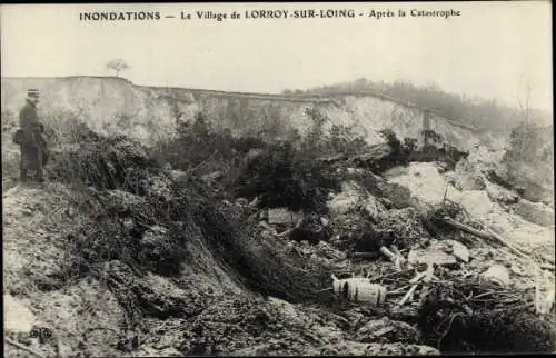 Ak Lorroy Seine et Marne, Inondations, Village de Lorroy sur Loing après la Catastrophe