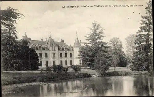 Ak Le Temple Loir et Cher, Château de la Fredonniére, vu du parc