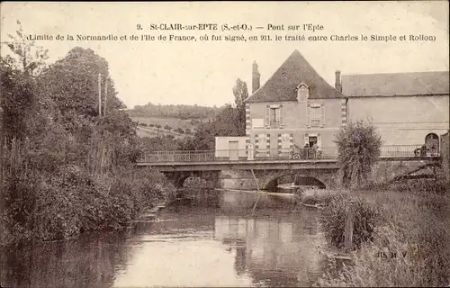 Ak Saint Clair Sur Epte Val d’Oise, Pont sur l´Epte